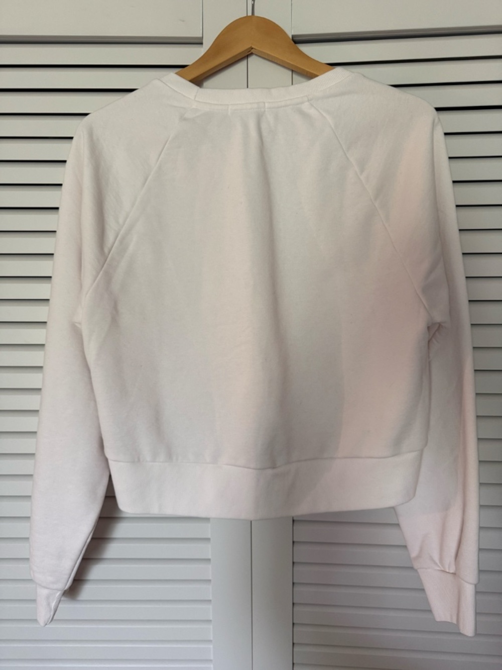 Beyond Yoga Uplift Cropped Pullover - Picture 2 of 4